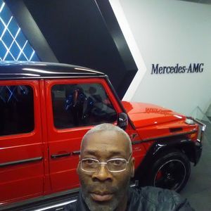 Meet your Posher, Douglas